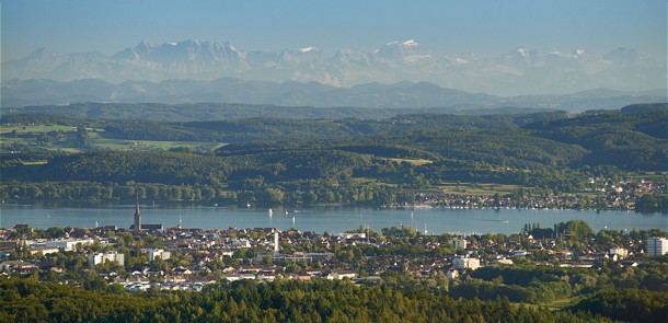  Radolfzell mit Alpenpanorama | Bild: Kuhnle und Knödler 